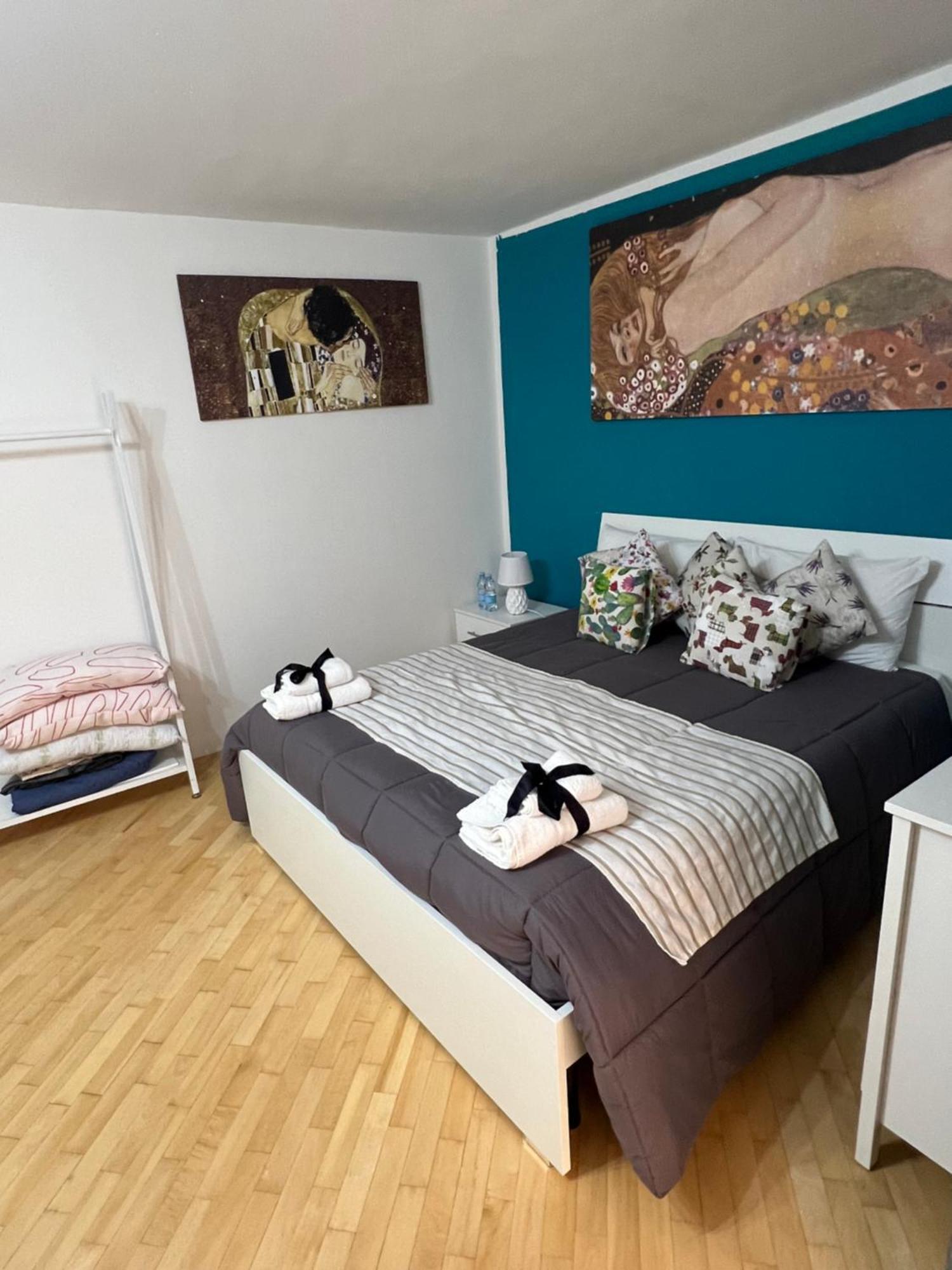 Plebiscito Charme Rooms Naples Exterior photo